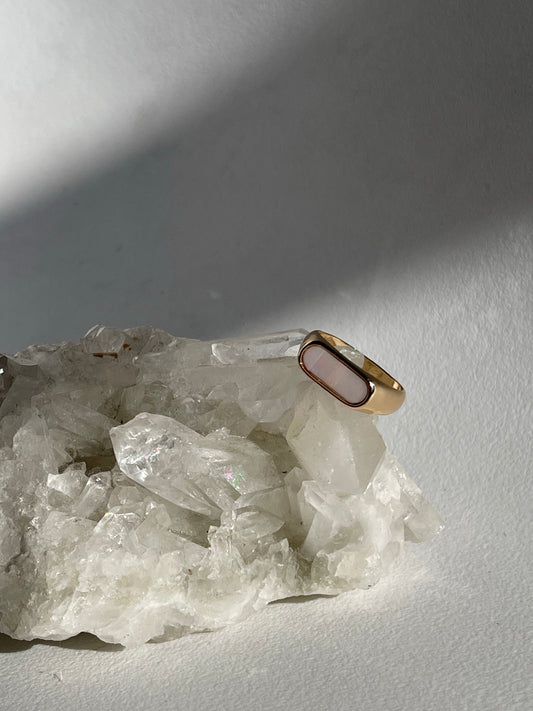 Mother Of Pearl Flat Class Ring In Ivory Gold