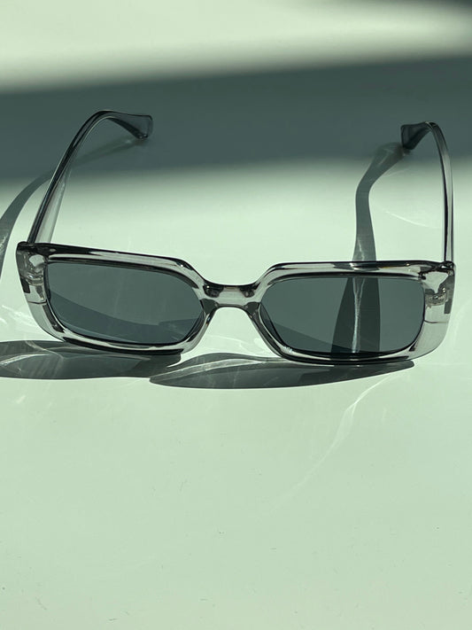 Eliza Round Square Sunglasses In Ice