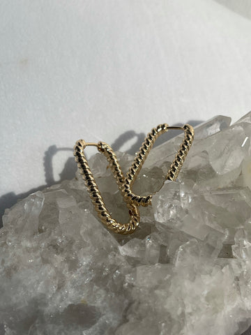 Classic Drip Twist Hug Hoop Earring In Gold