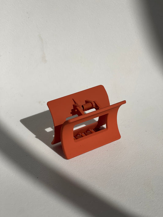 Murphy Mid Size Square Claw Clip In Rust