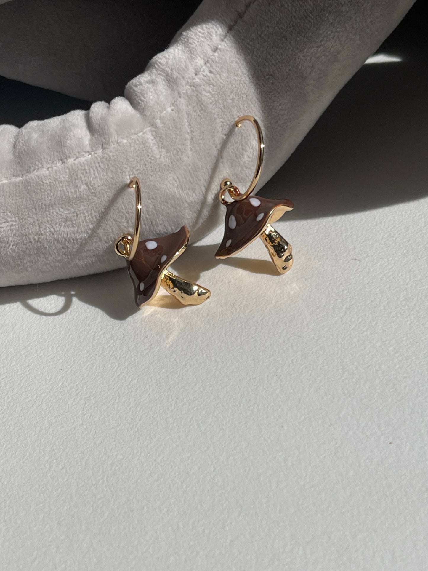 Alice Mushroom Drop Earring In Brown