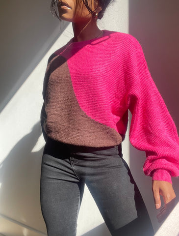 Regina Two Tone Balloon Pullover Sweater In Hot Pink