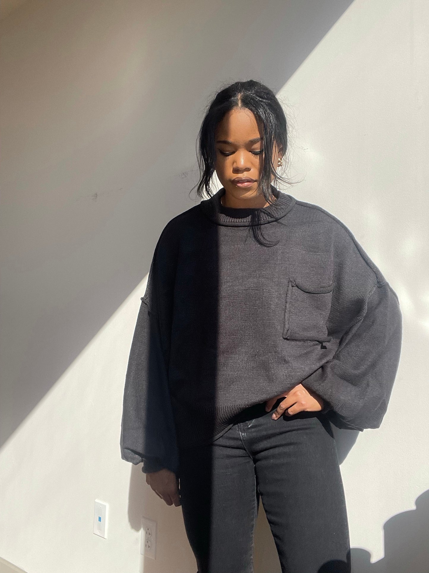 Charlie Oversized Cropped Single Pocket Sweater In Black