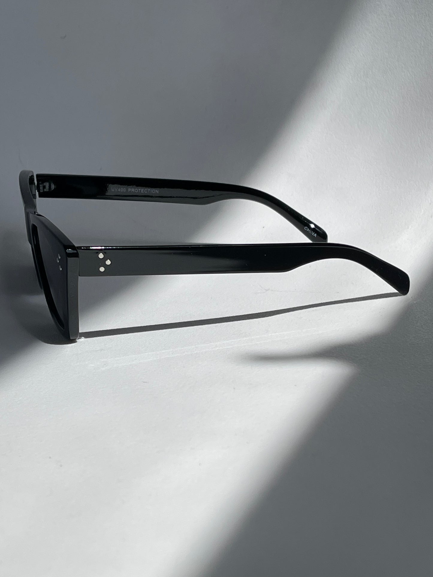 Estrella Square Cat Eye Sunglasses In Black