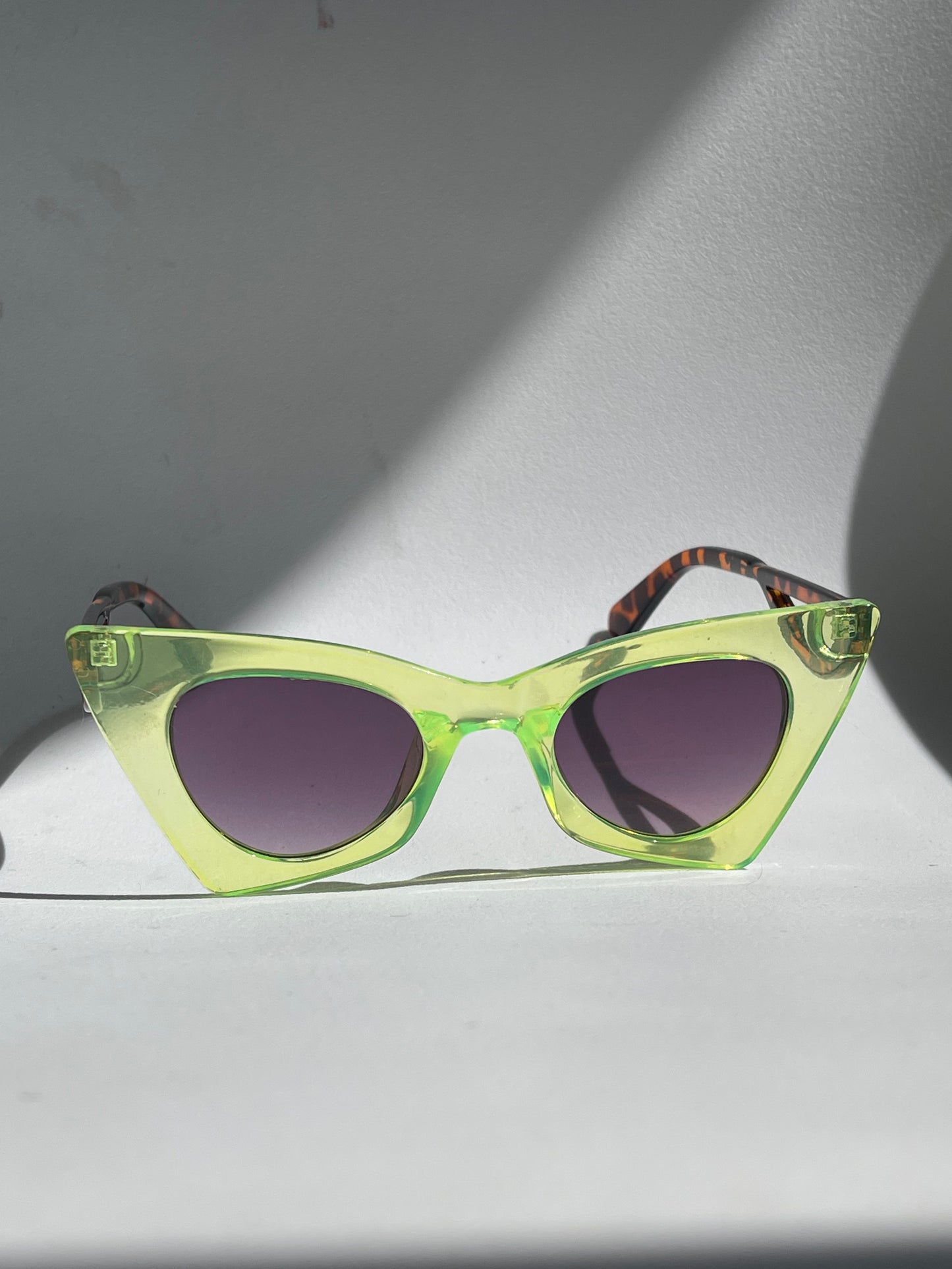 Gia Angled Cat-Eye Sunglasses In Neon Lemon