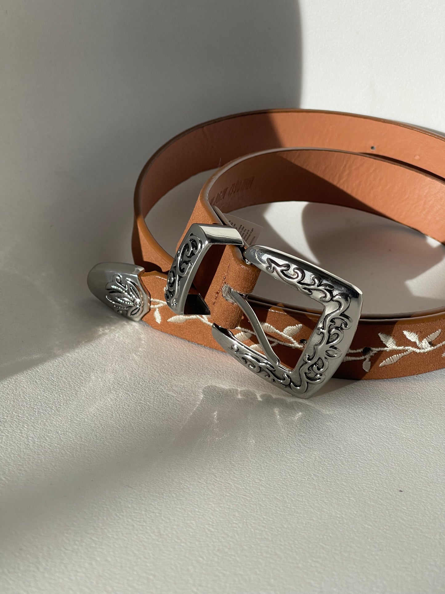 Caroline Western Velvet Floral Embroidery Belt In Brown Silver