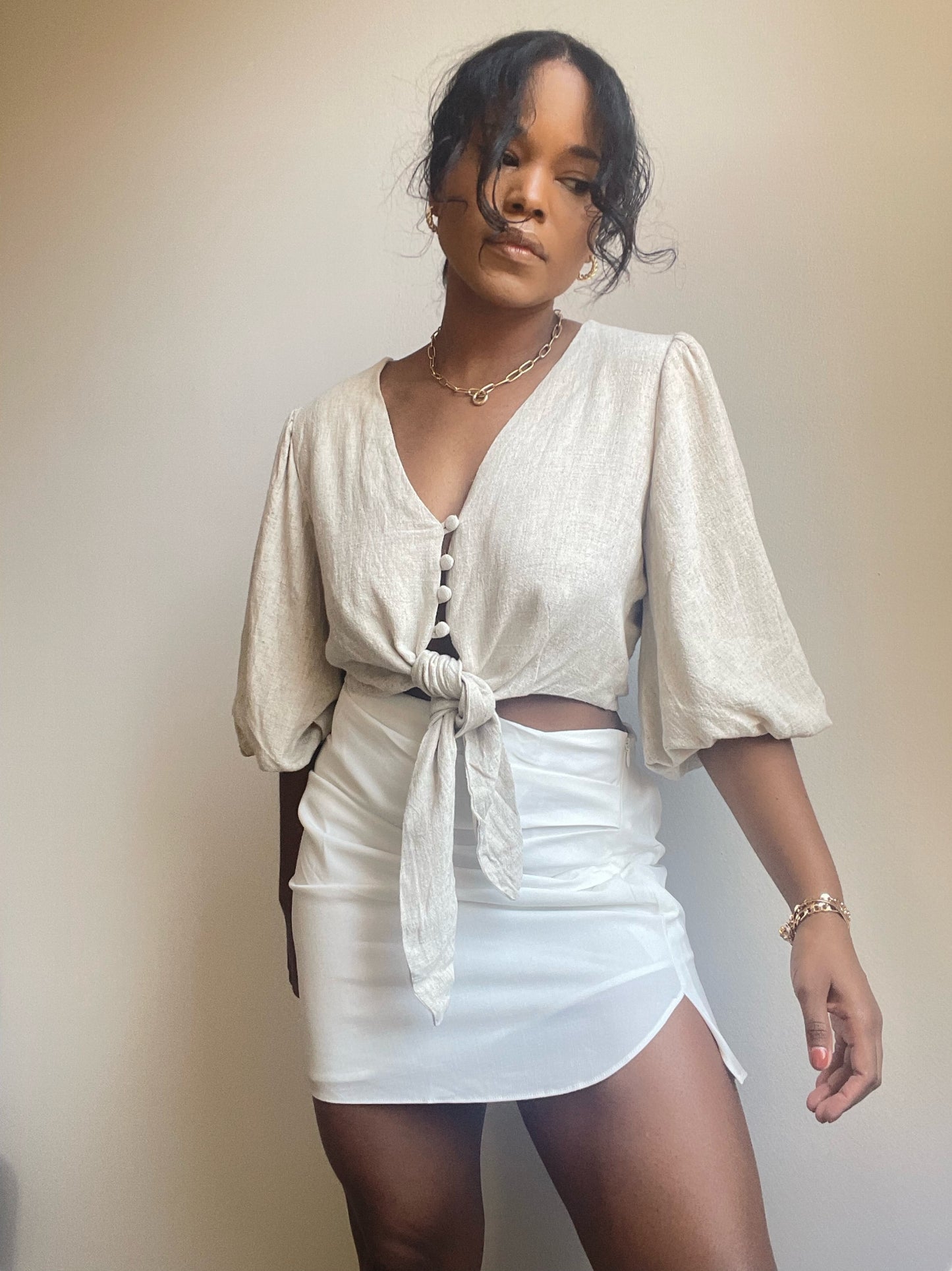 Windy Rouged Front Mini Skirt In White