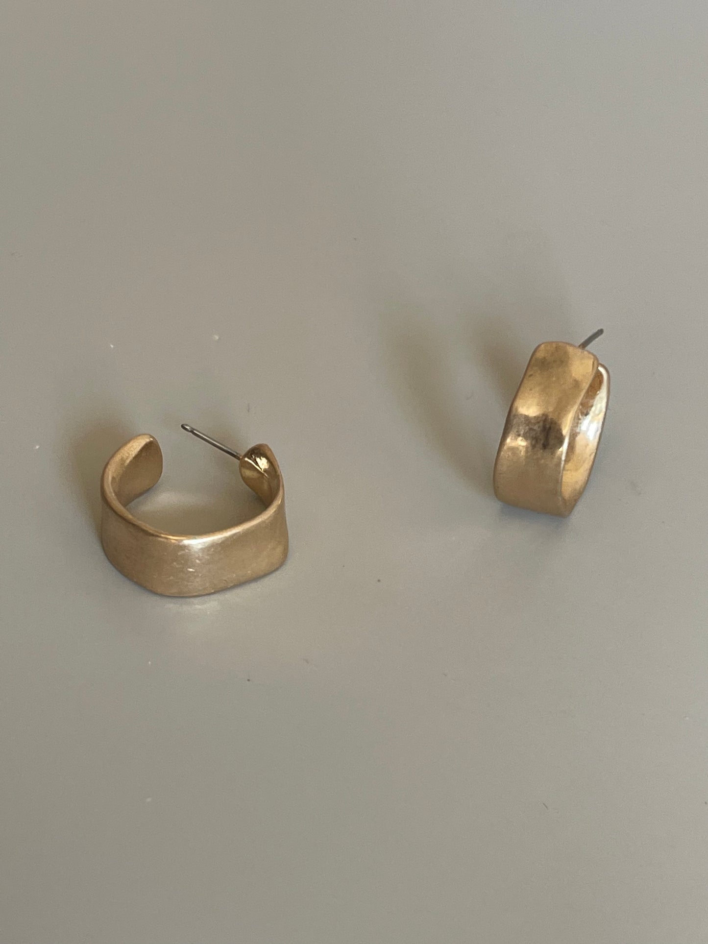 Organic Soft Wave Hug Hoop Earring In Matte Gold
