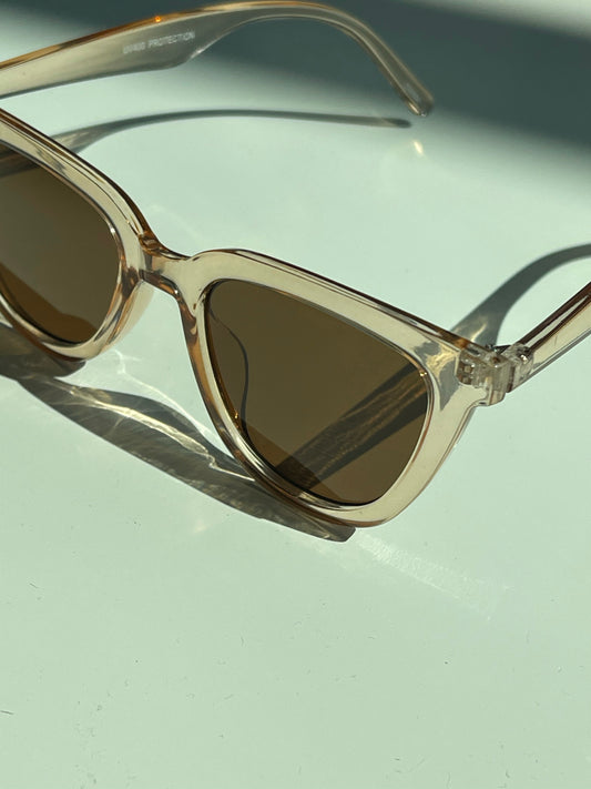 Regina Retro Square Sunglasses In Tangerine