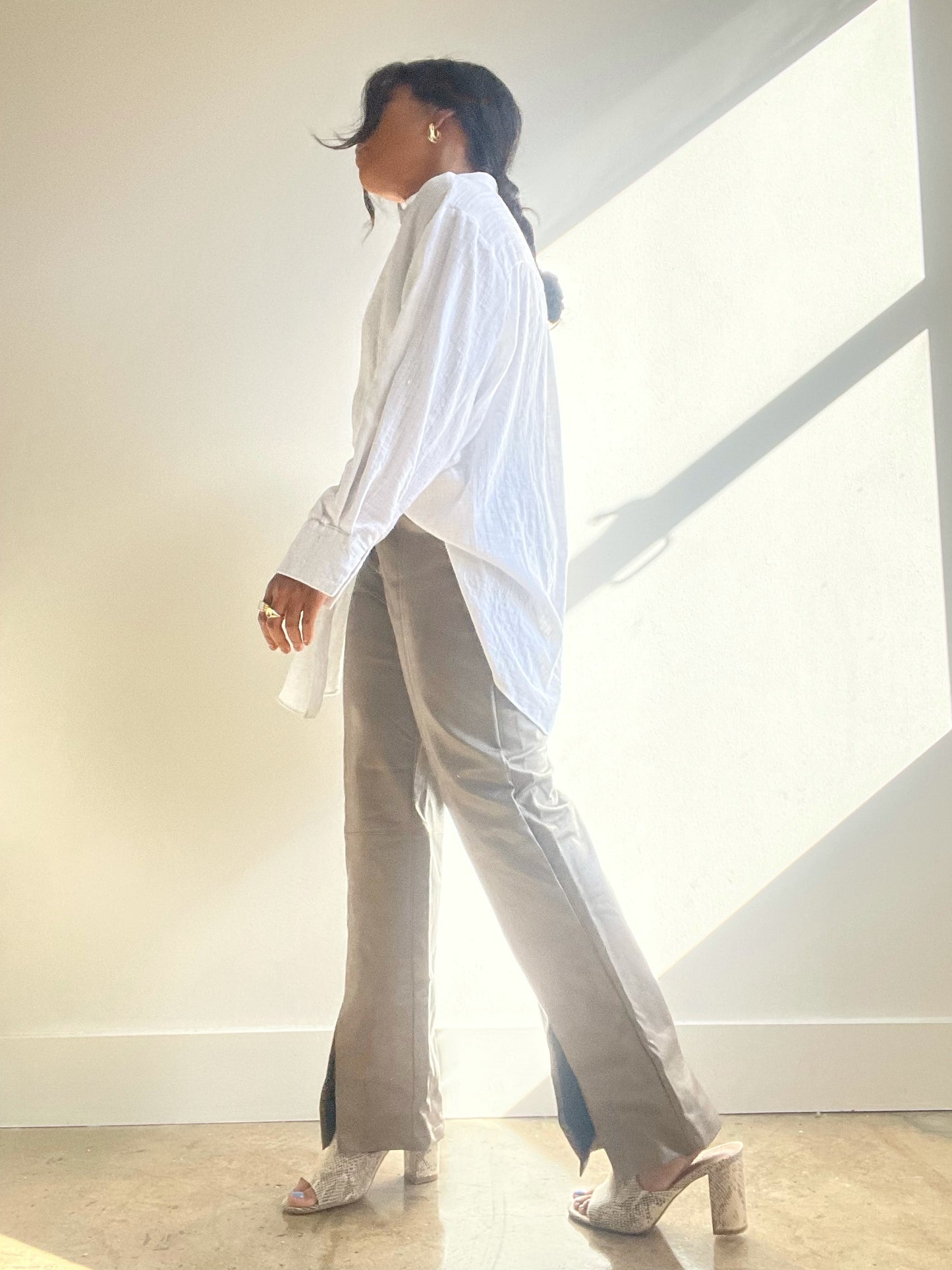 Leila Vegan Leather Split Pants In Taupe