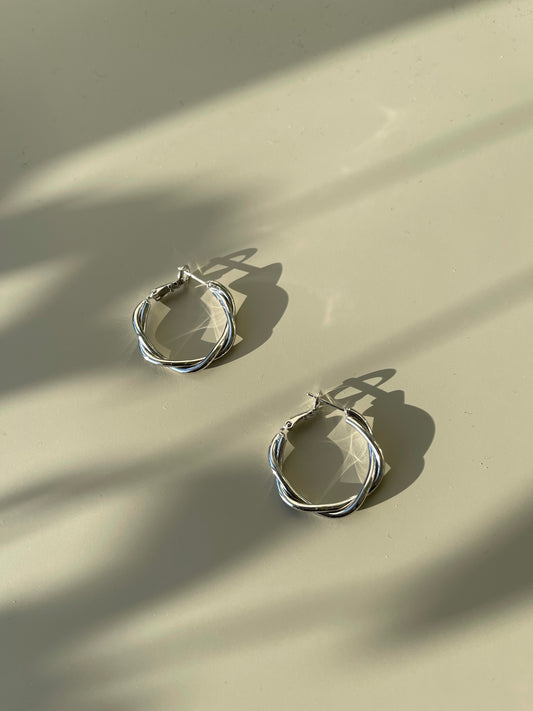 Loose Twist Simi Mini Hoops In Silver