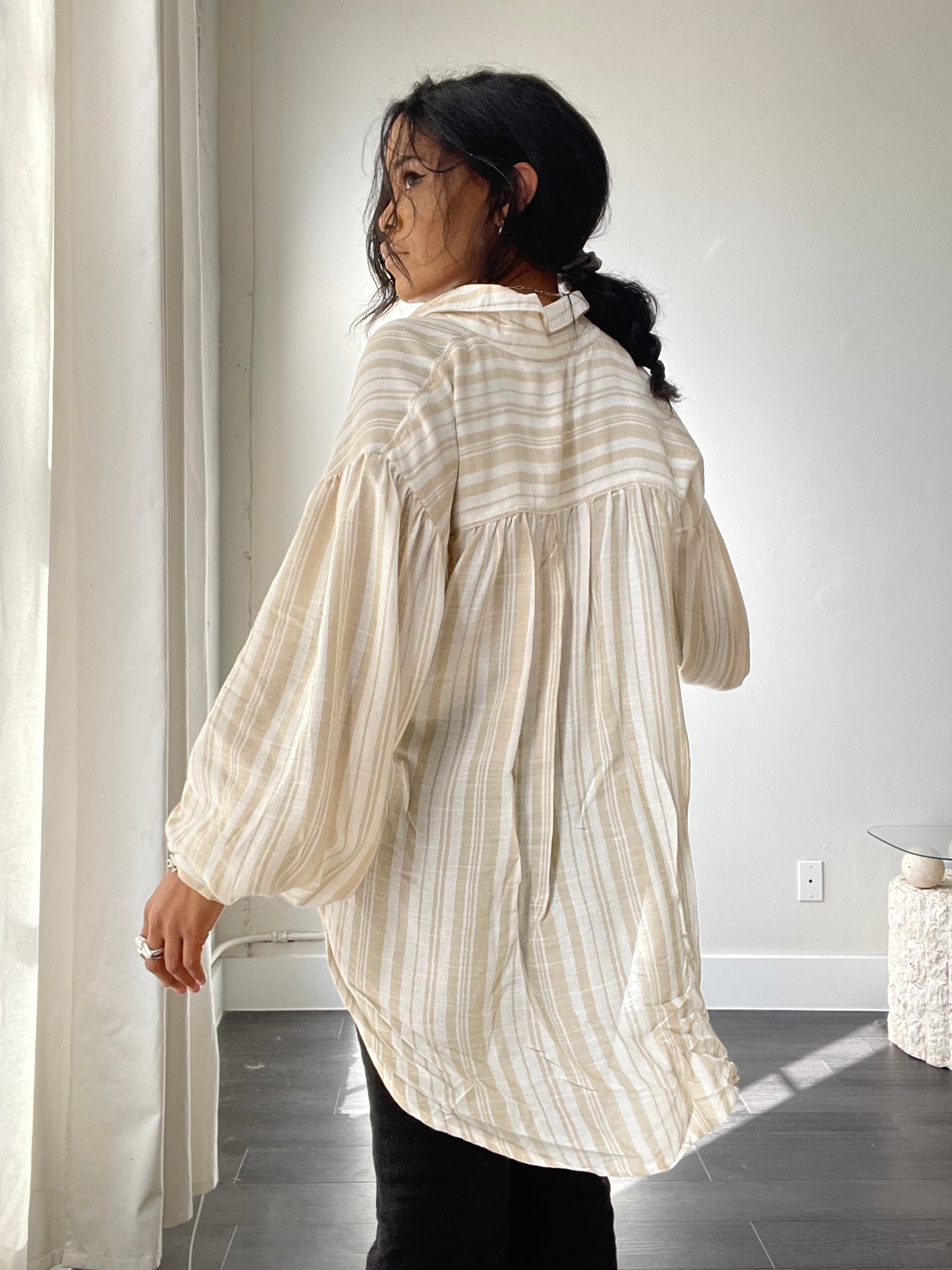 Travis Balloon Sleeve Stripe Button Down Shirt In Taupe