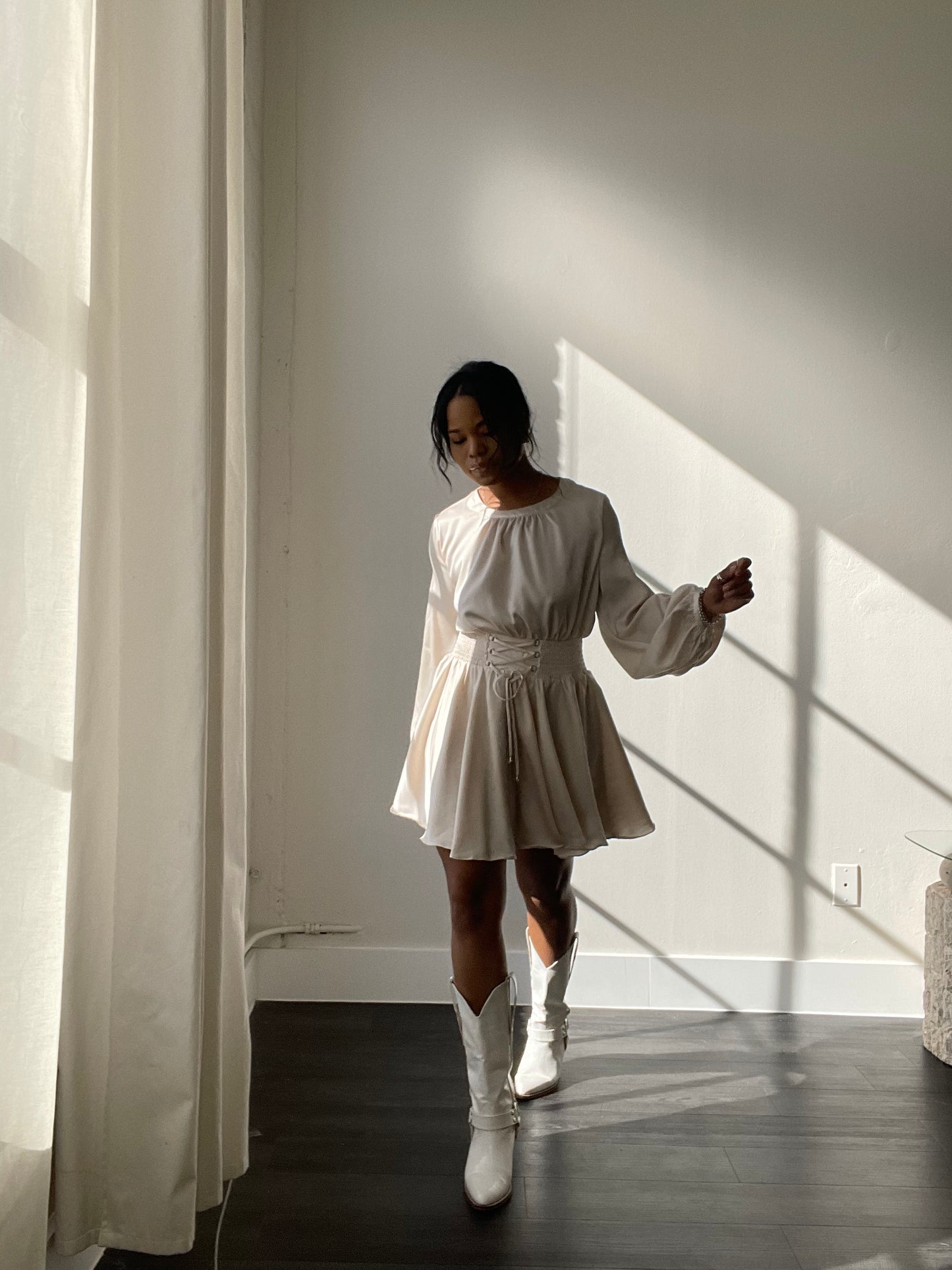 Samantha Balloon Sleeve Smocked Dress In Champaign