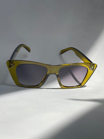 Estrella Square Cat Eye Sunglasses In Green