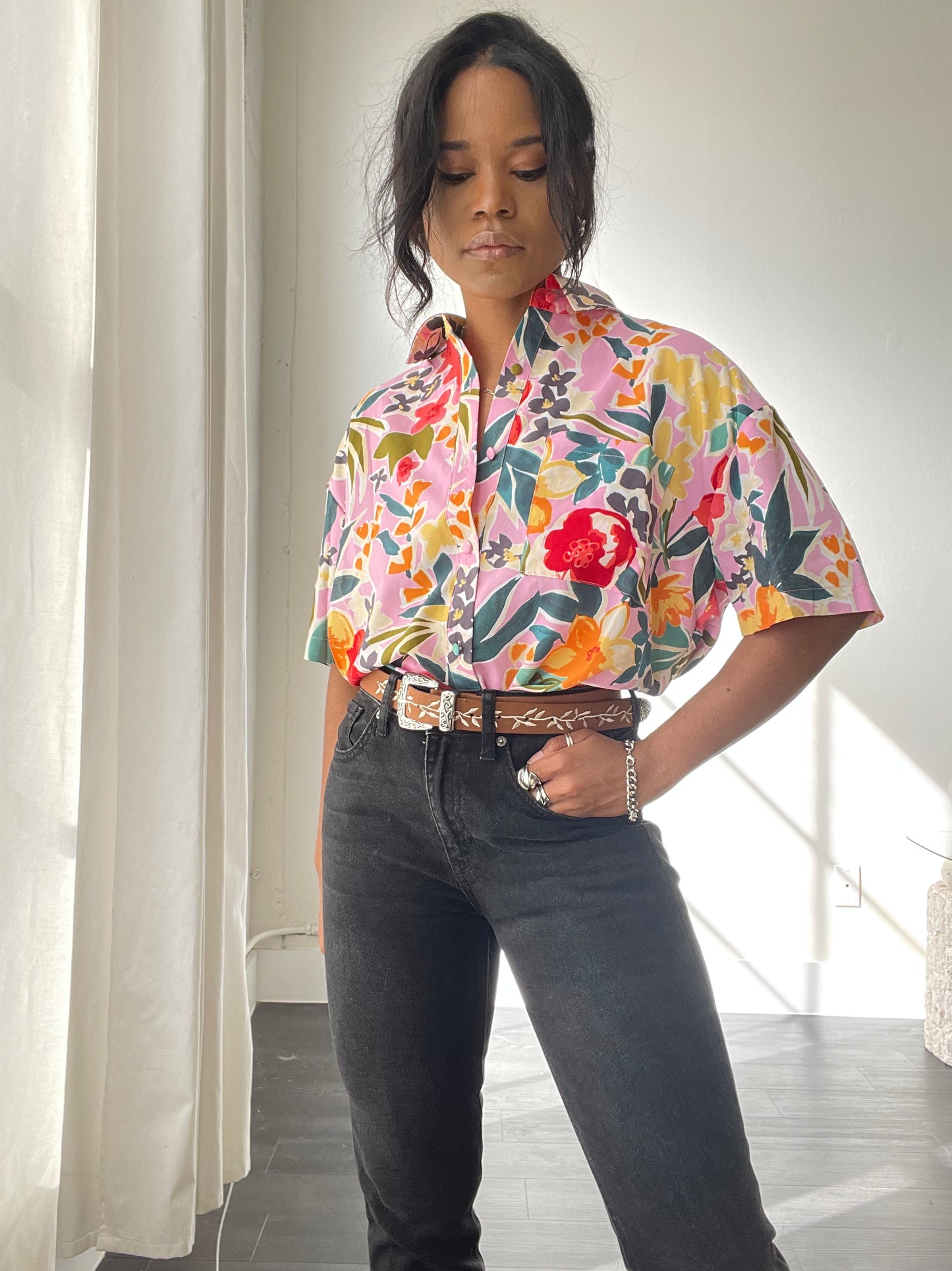 Carmen 80s Style Floral Short Sleeve Button Down Shirt In Bubble Gum