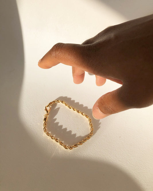 Classic Twist Rope Bracelet In Gold