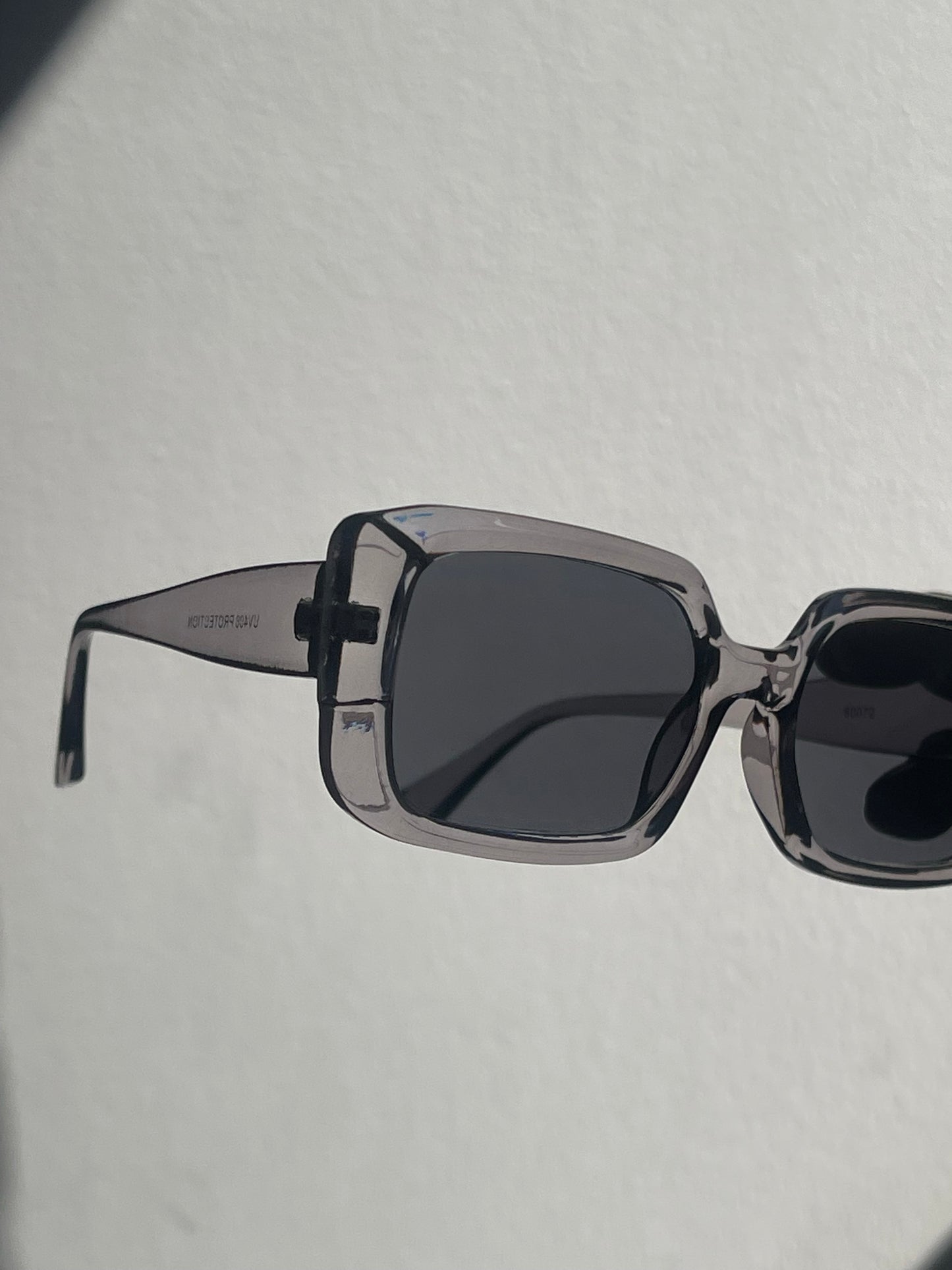 Sabrina Rectangle Sunglasses In Grey
