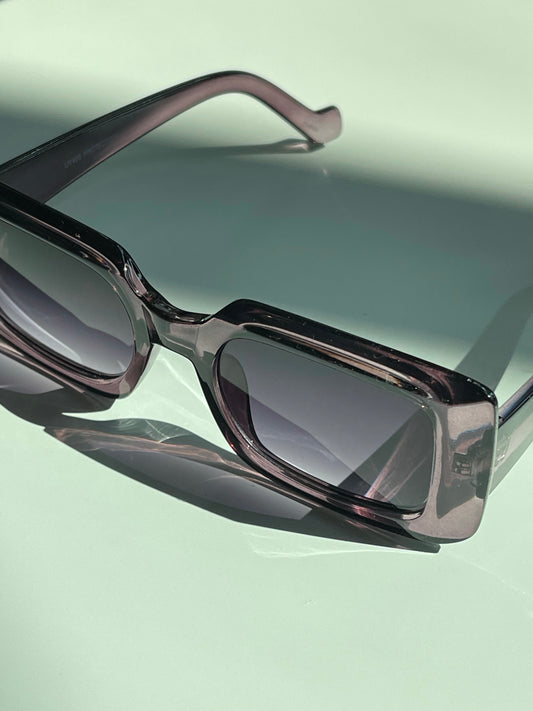 Melody Retro Square Sunglasses In Plum
