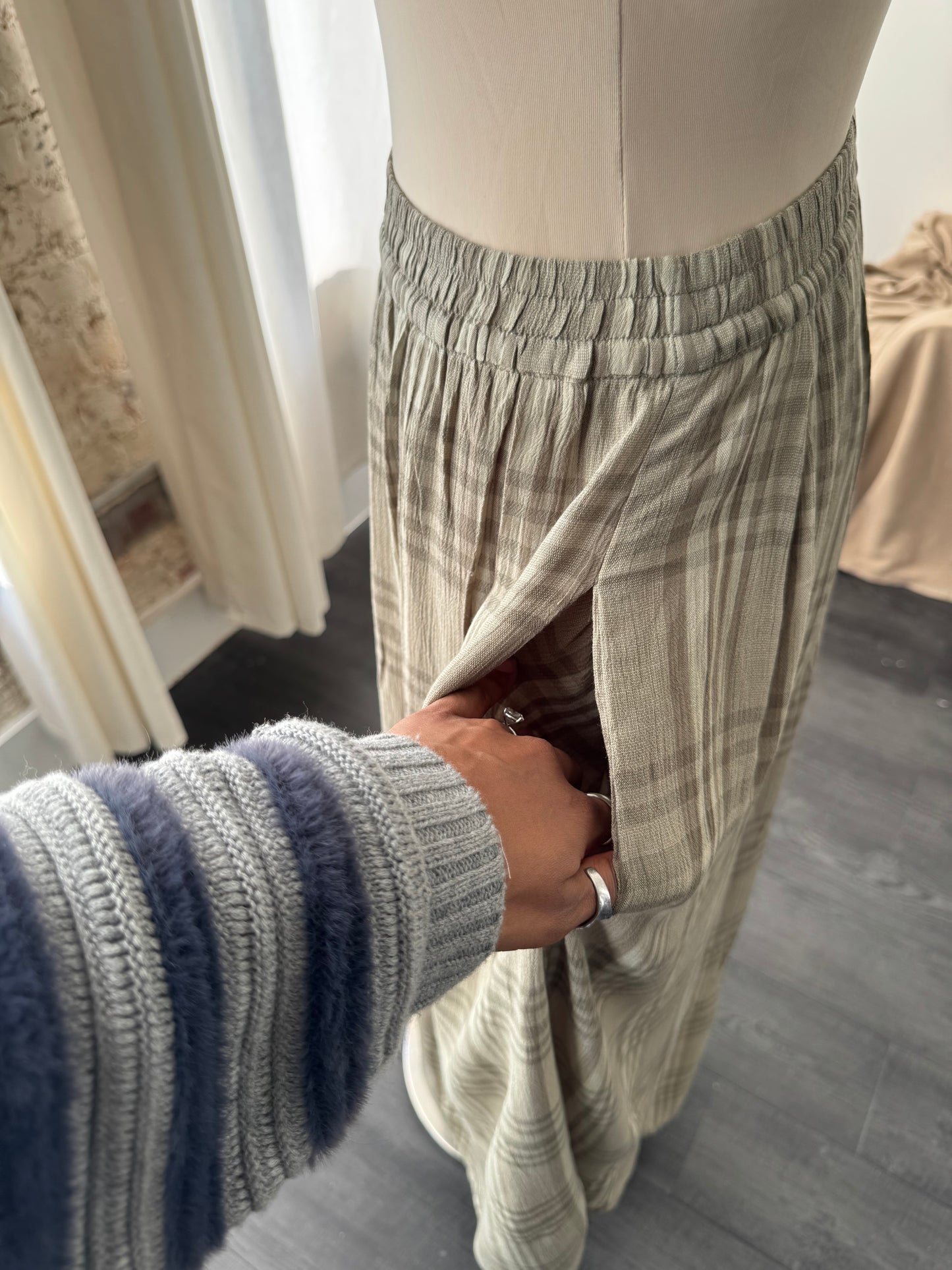 Mary Classic Plaid Maxi Skirt In Avocado￼