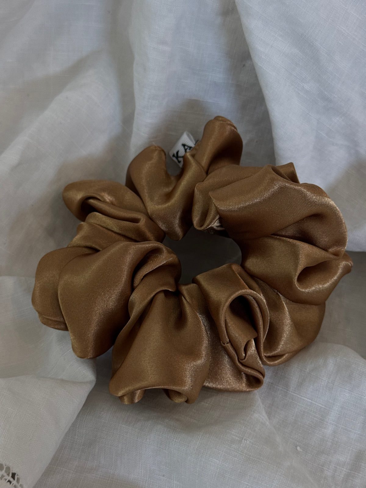 Carmen Handcrafted Texas Sized Scrunchie In Caramel￼