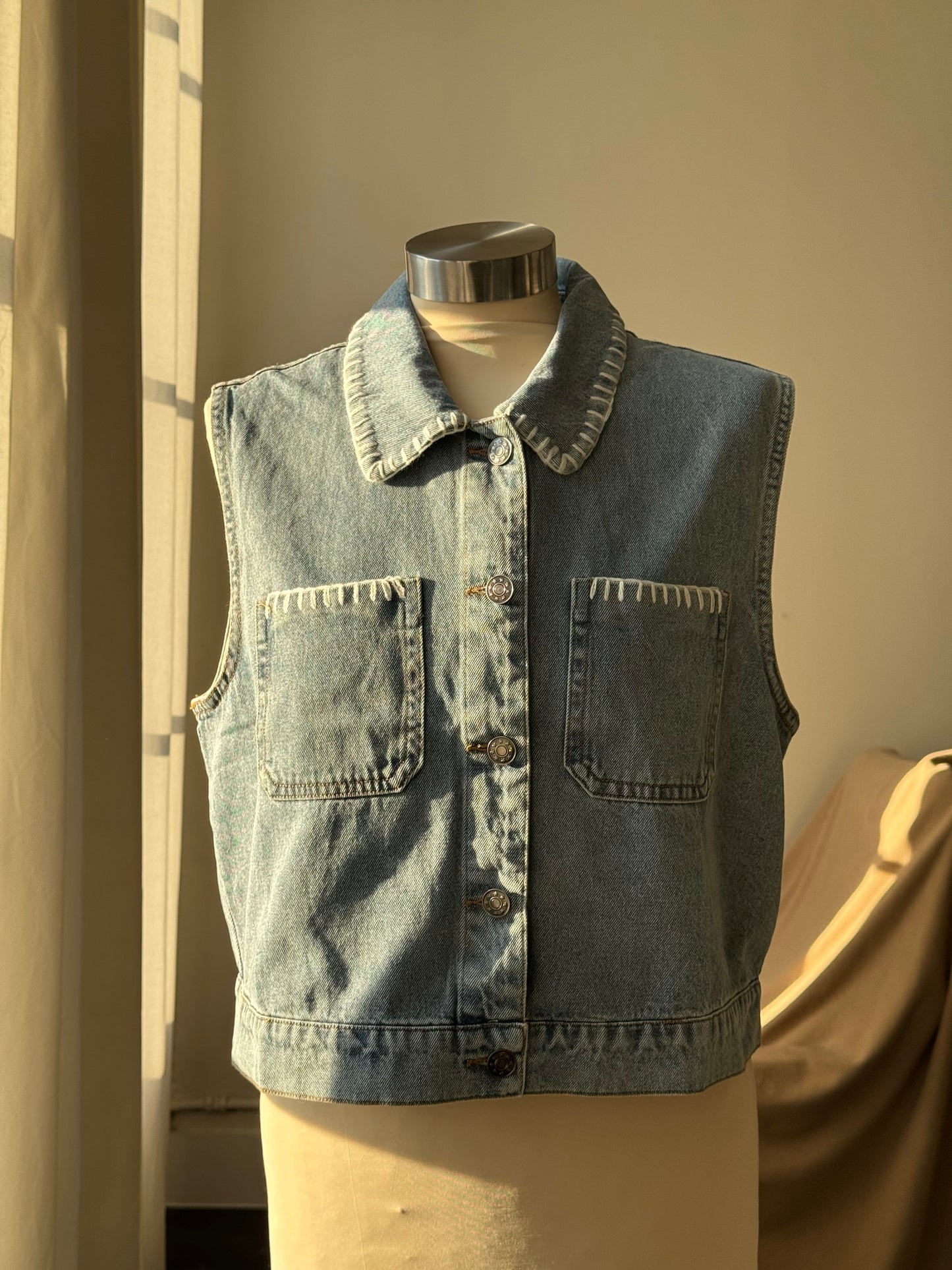 Denise Classic Blanket Stitch Cropped Denim Vest￼