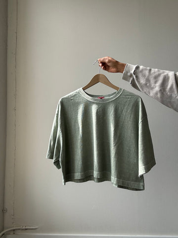 Billy Organic Cotton Cropped T Shirt In Sage