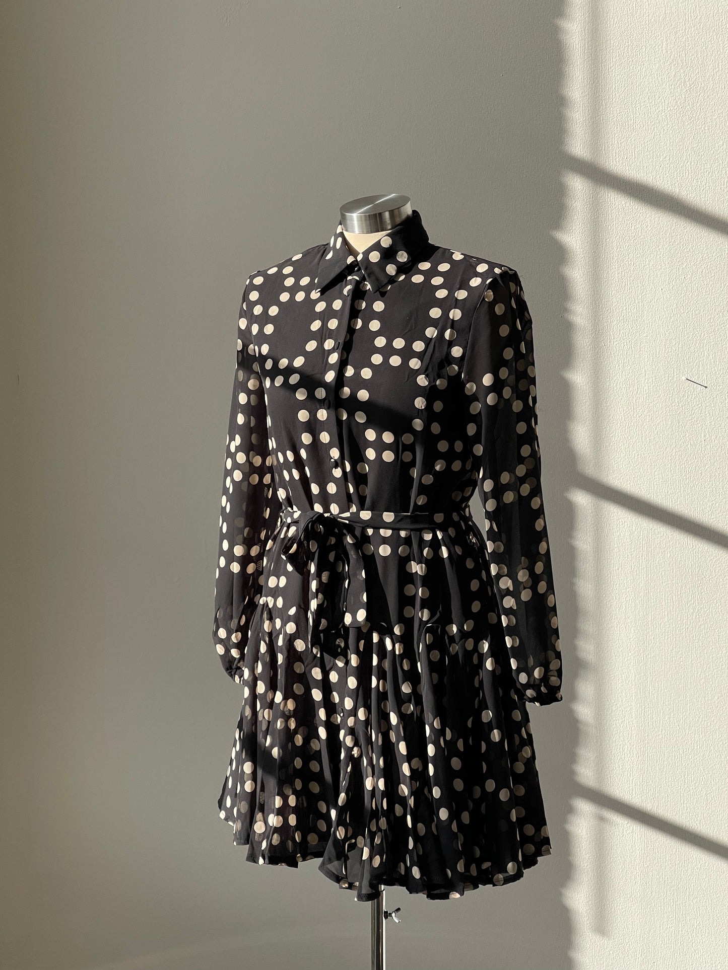 Miley Polkadot Belted Sheer Balloon Sleeve Button Down Dress In Midnight Navy