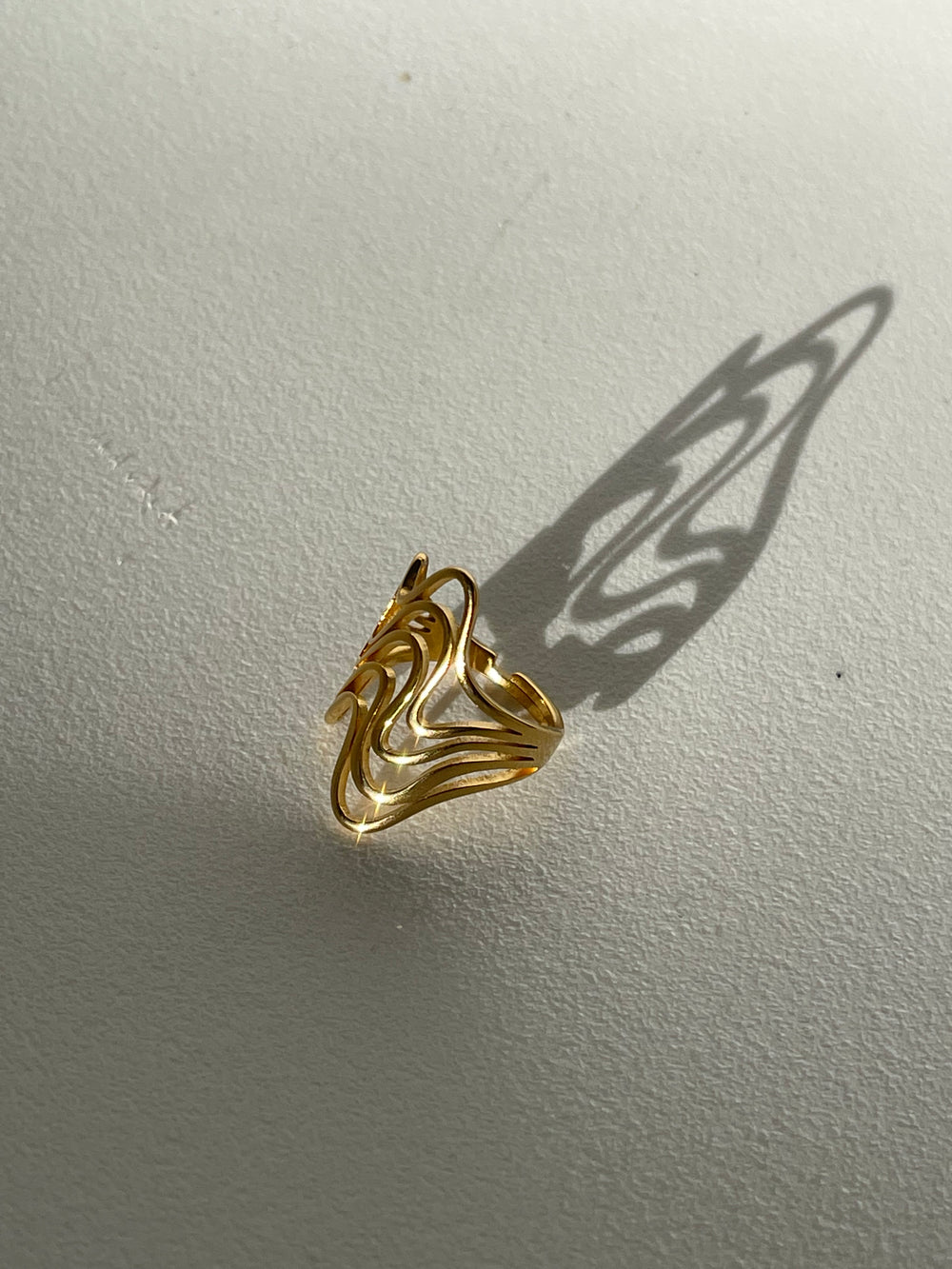 Desert Wave Stainless Steel Statement Ring In 18k Gold Plated