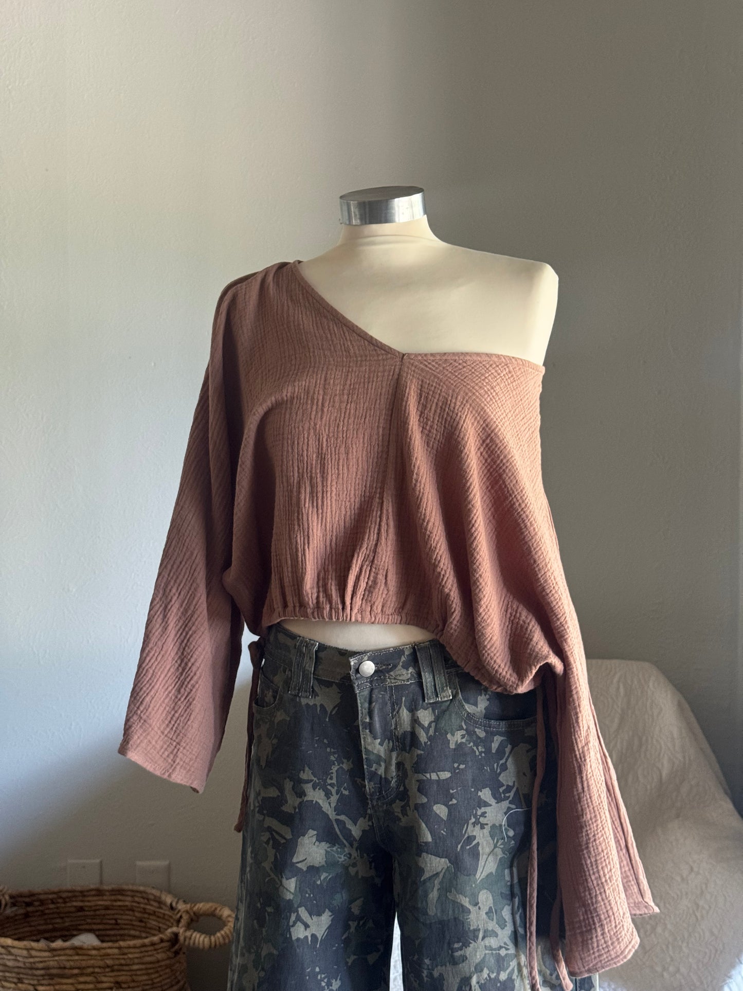 Marsha Cotton Gauze Cropped Kimono Style Top In Tiramisu￼￼￼