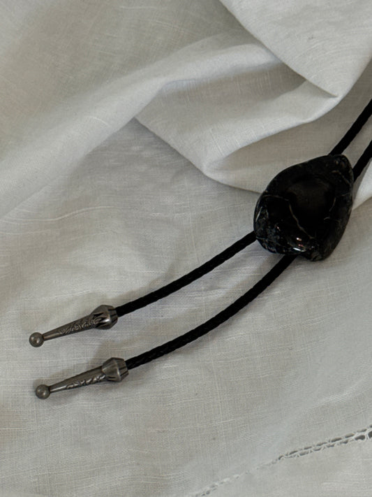 Handcrafted Agate Bolo Tie In Black Canon