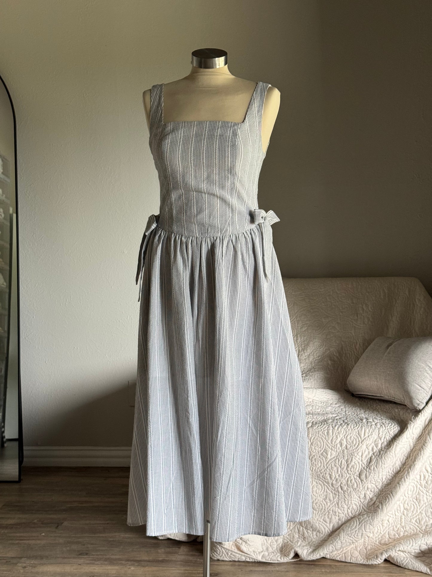 Harly Cotton Striped Side Tie Midi Dress In Ash￼