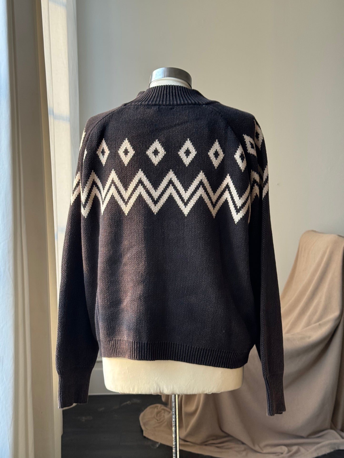 Willie 70s Style Cotton Pullover Sweater In Vintage Black