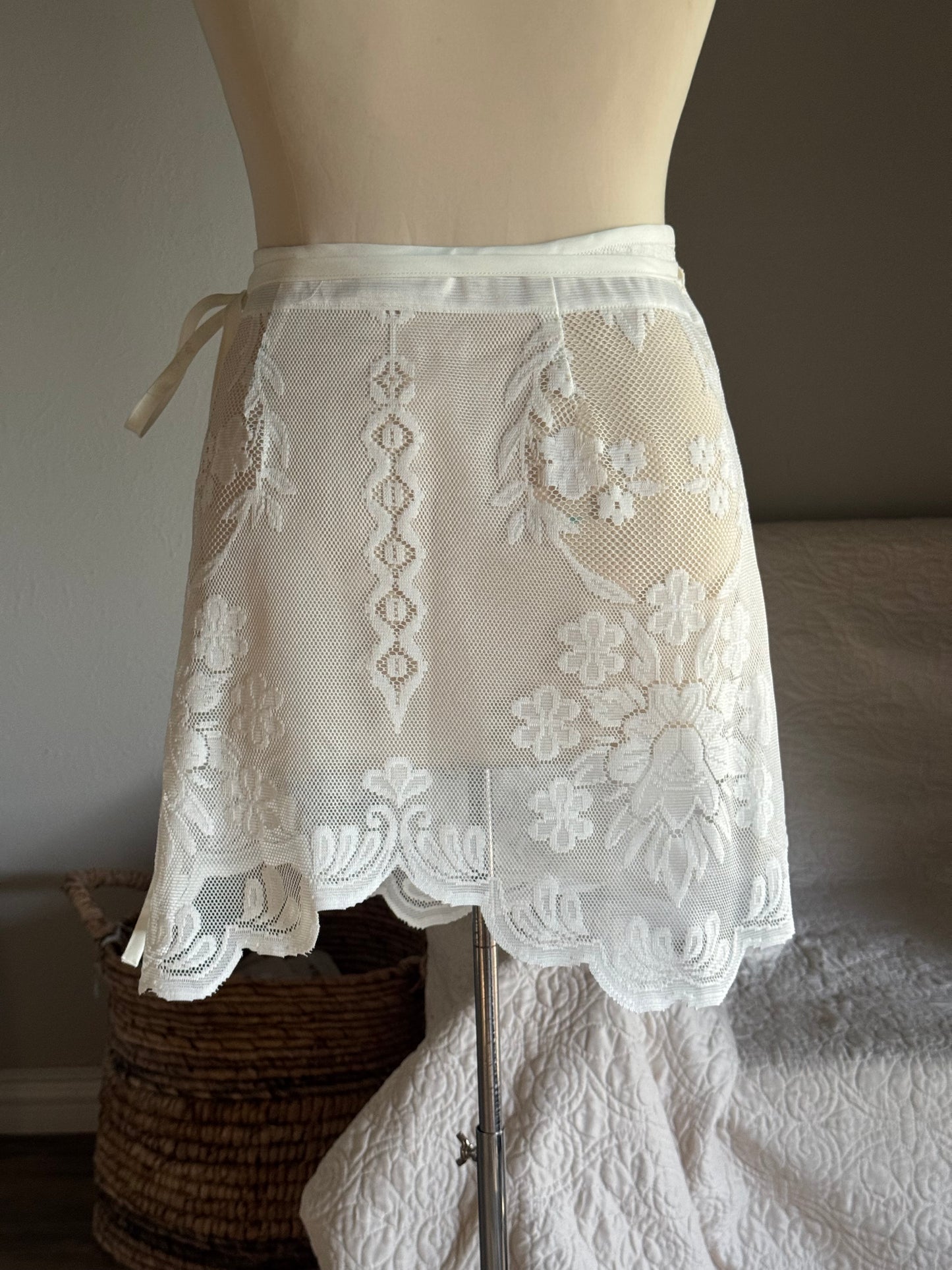 Delaney Handcrafted Vintage Lace Wrap Skirt￼