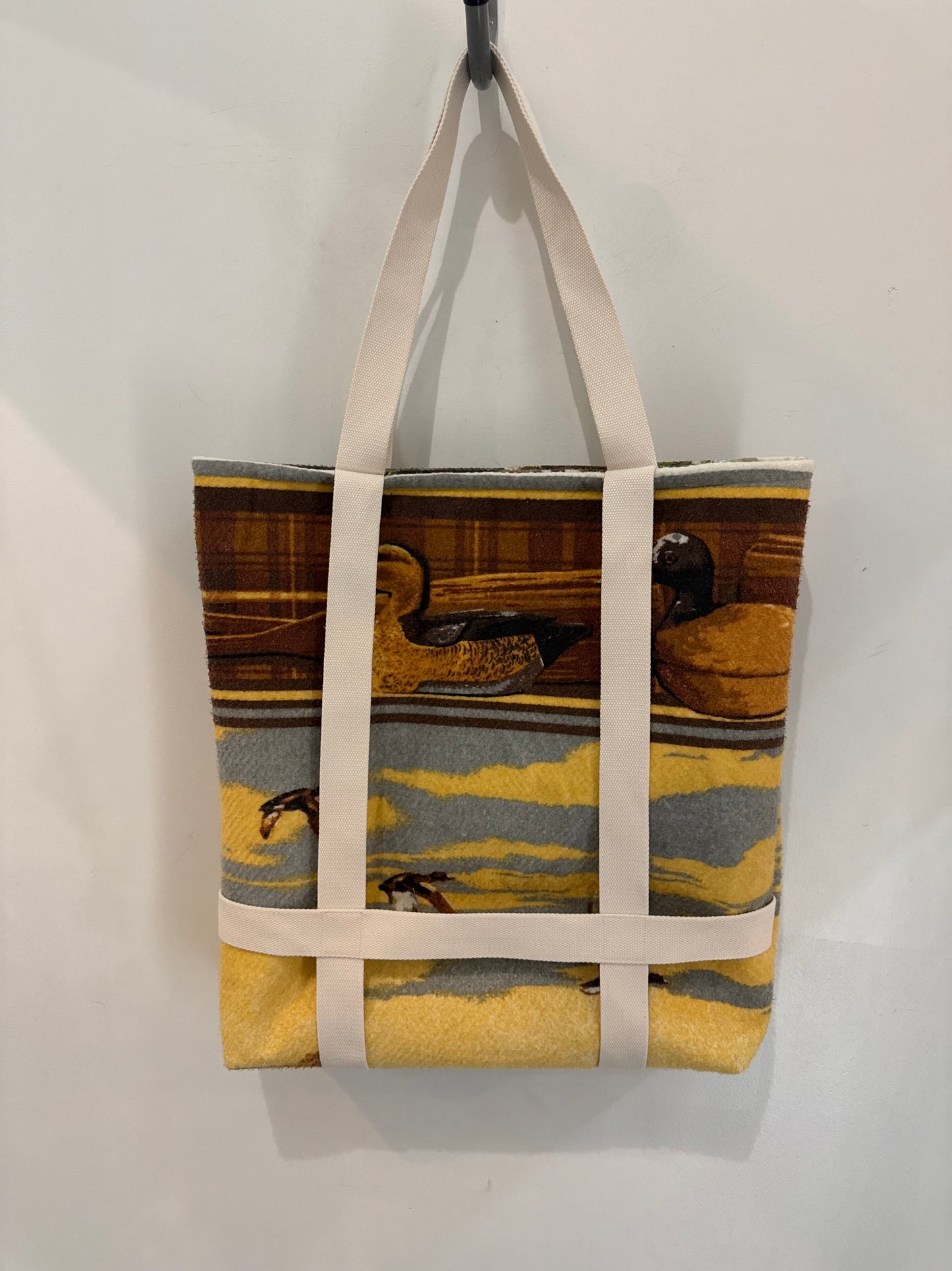 Magnus Vintage Handcrafted Tote Hat Holder Bag XL The 2nd