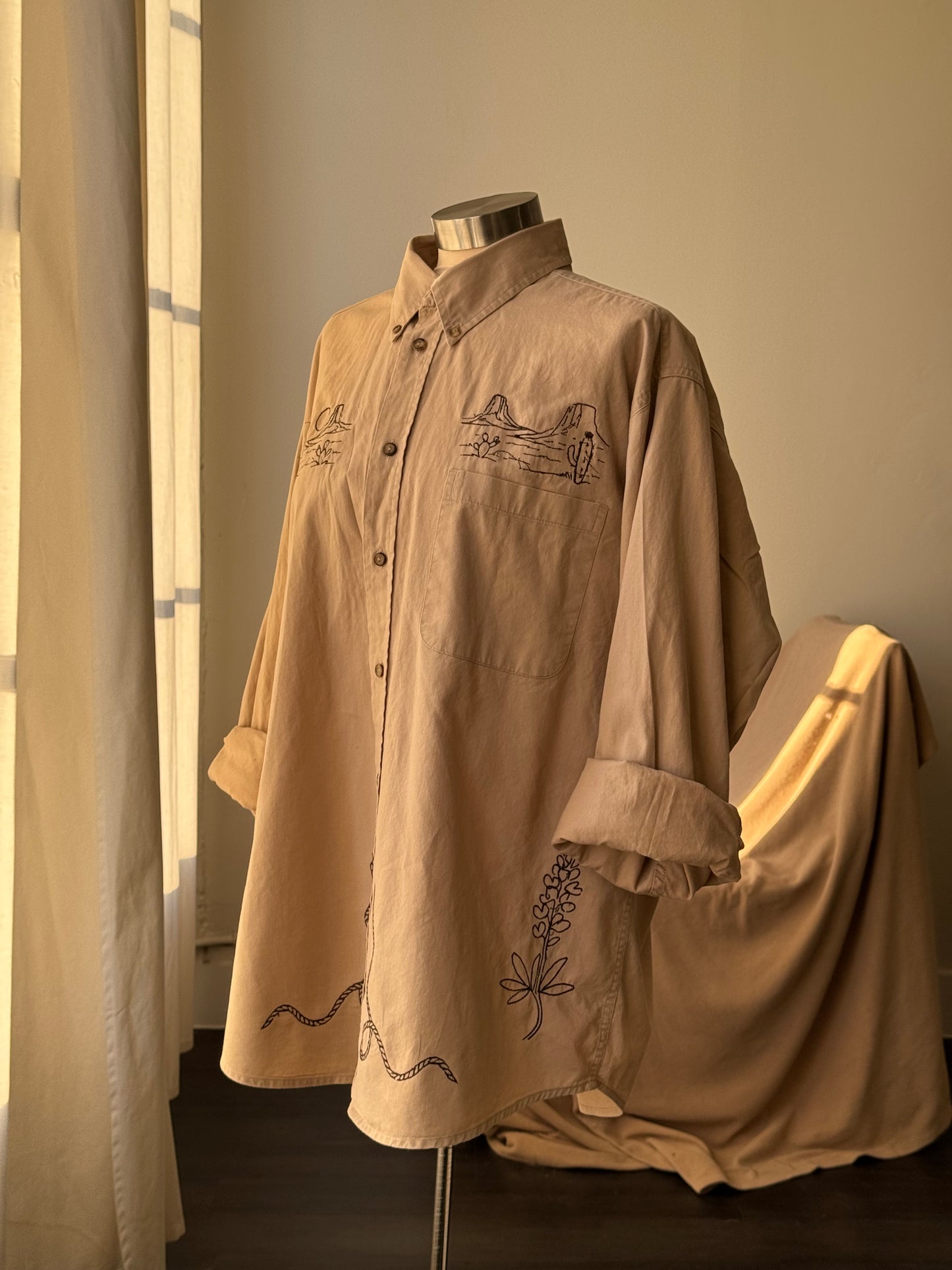 Jaxson Handcrafted Embroidered Button Down In Brown Sugar