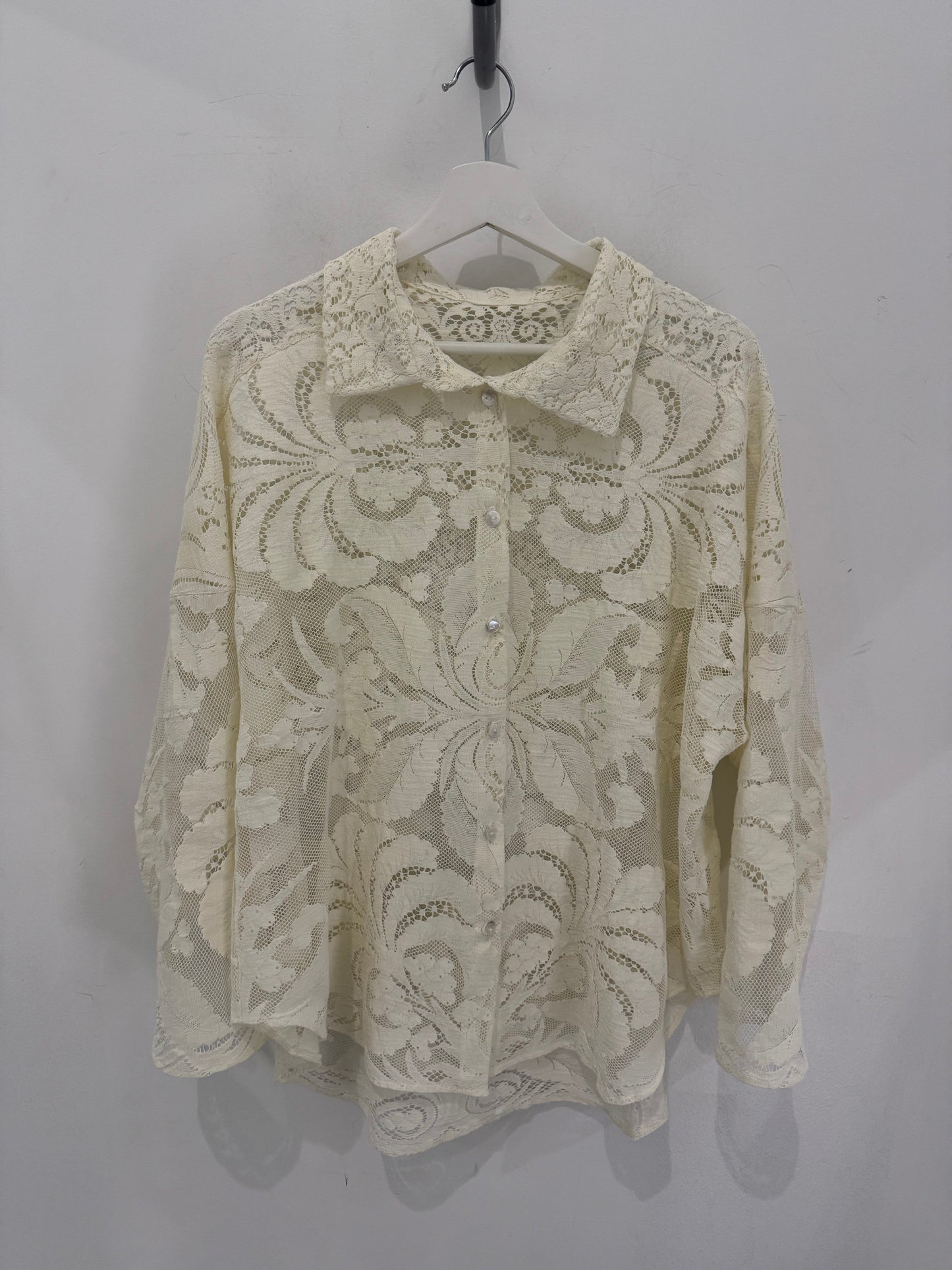 Ladell Handcrafted Vintage Button down Shirt In Vanilla￼