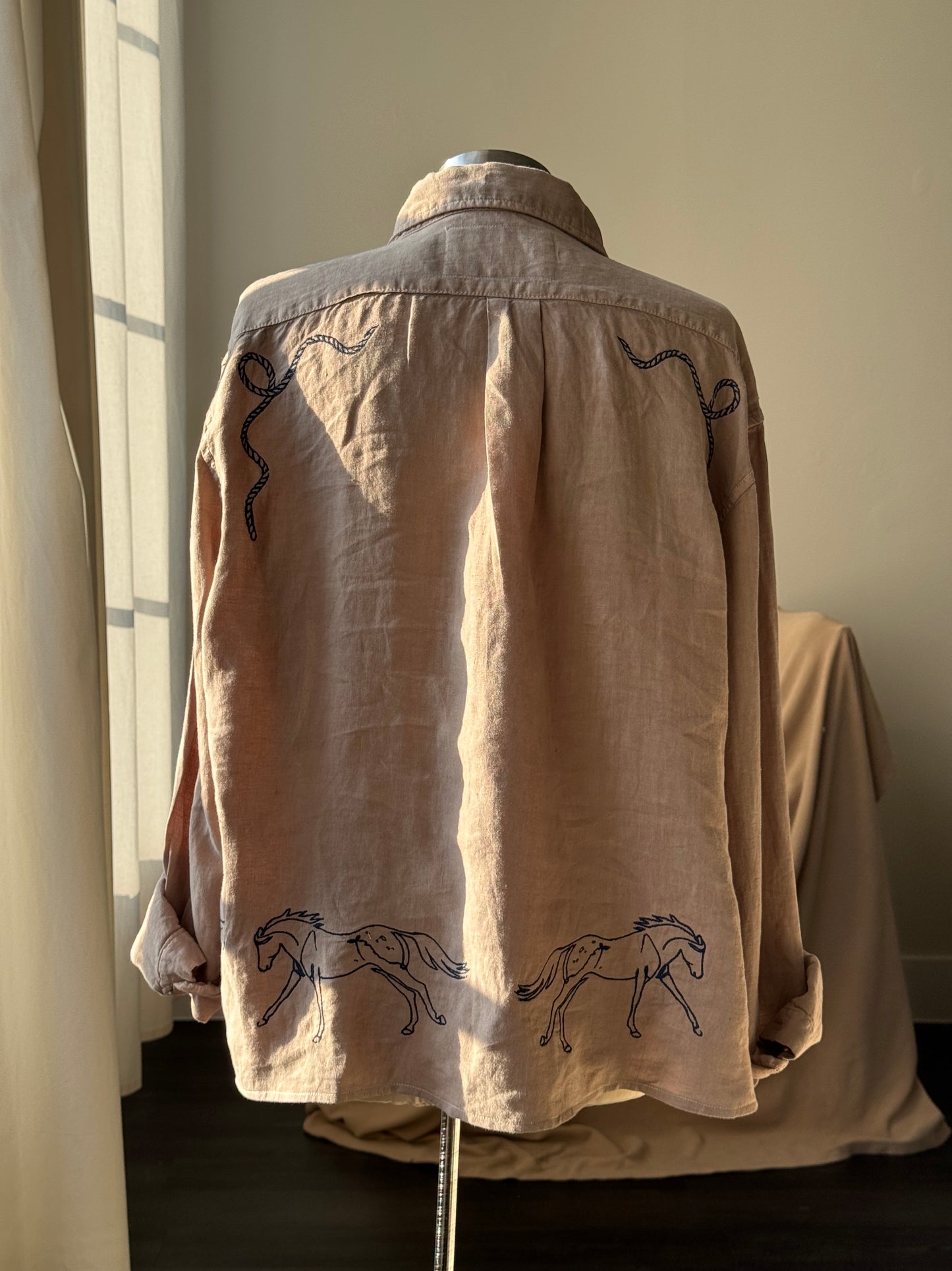 Lawrence Handcrafted Embroidered Cropped Button Down