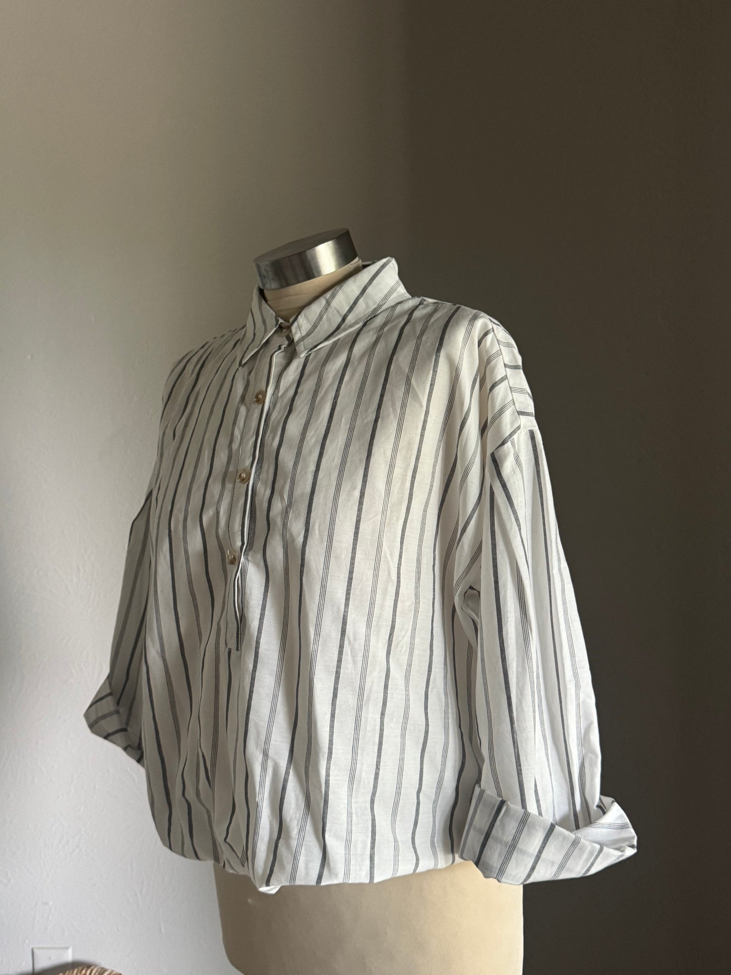 Papa Cotton Striped Cropped Shirt