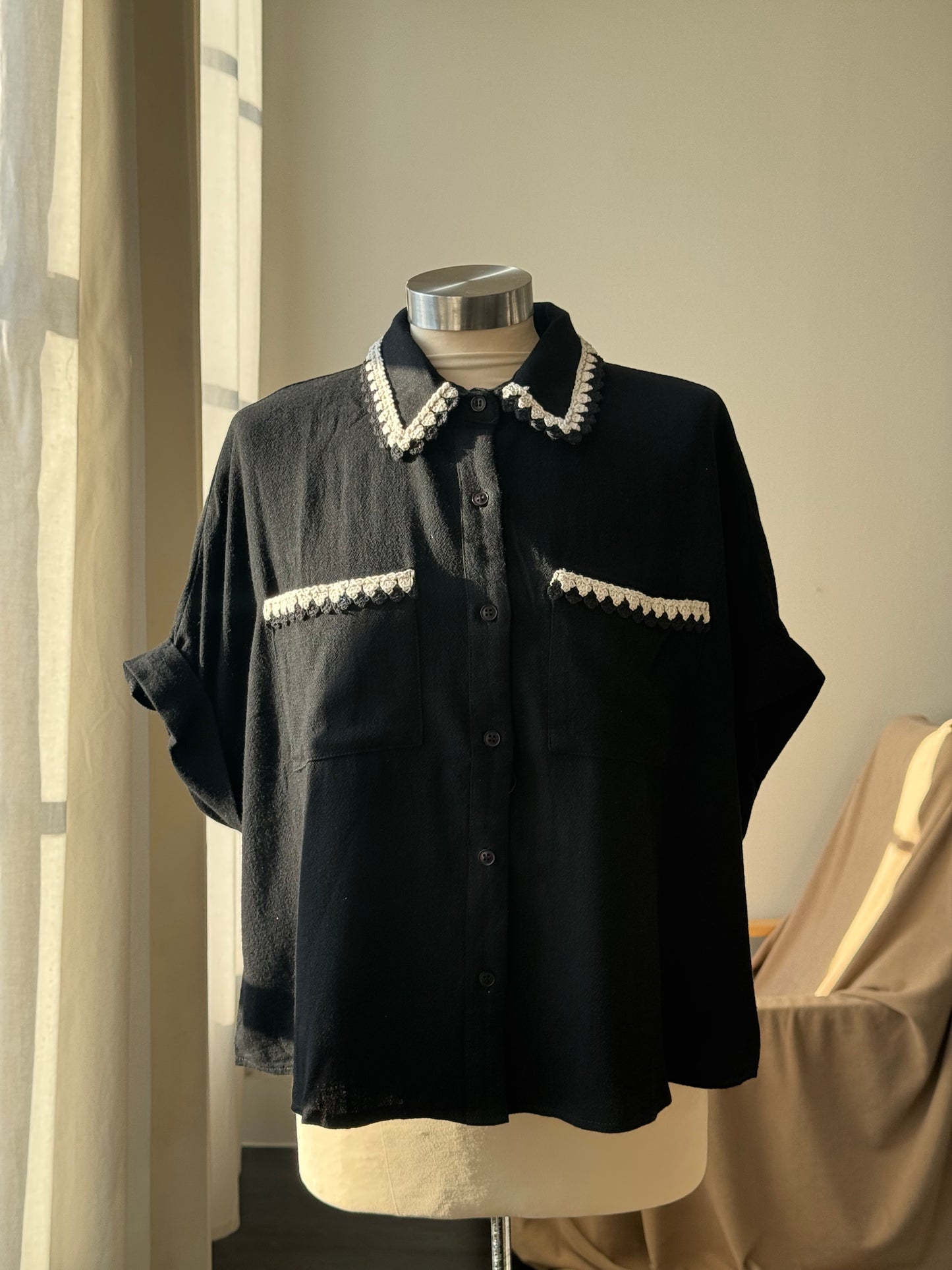 Elena Linen Crochet Top In Black￼