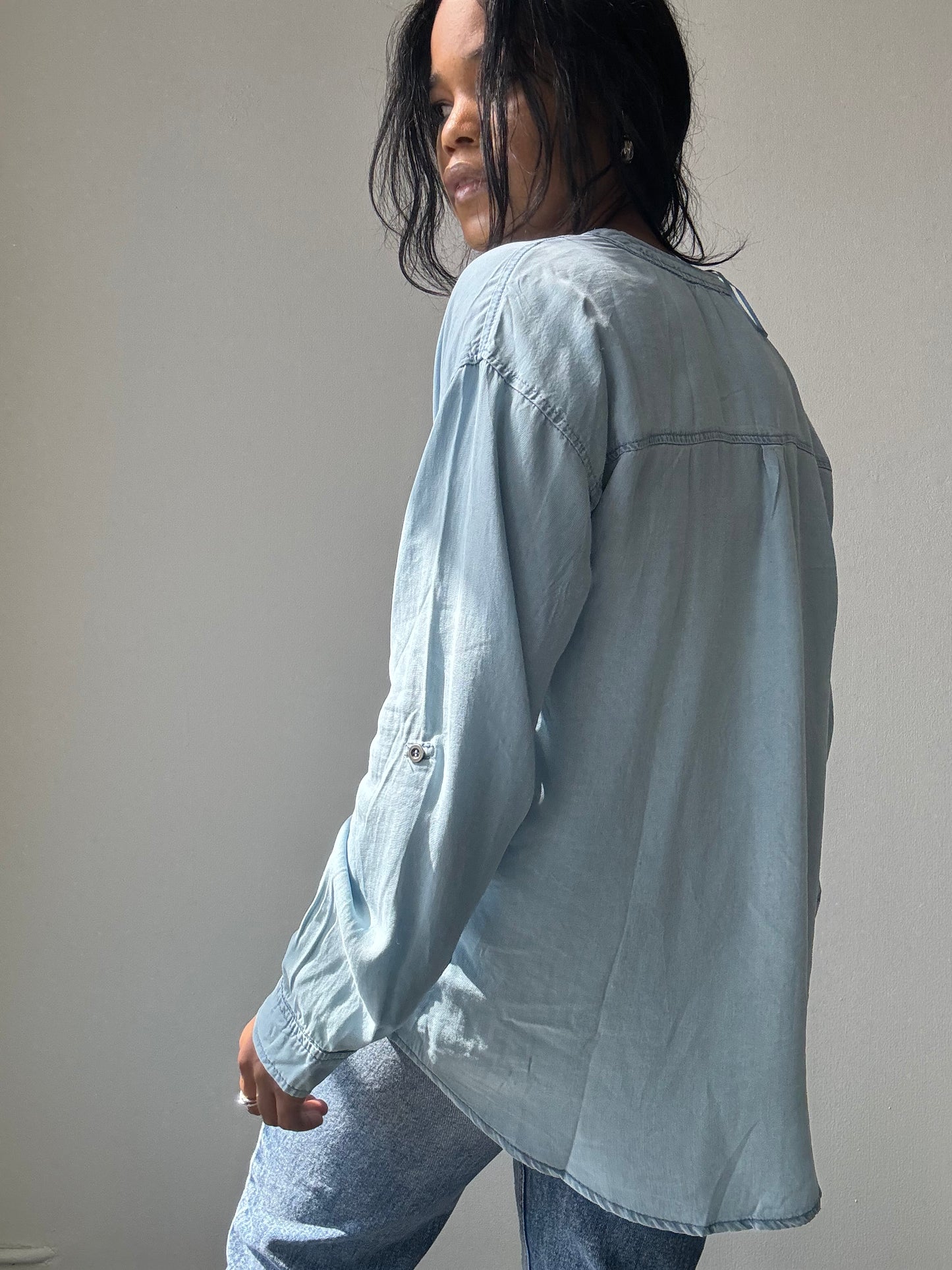 Clark Tencel Utility Button Down Shirt In Light Denim