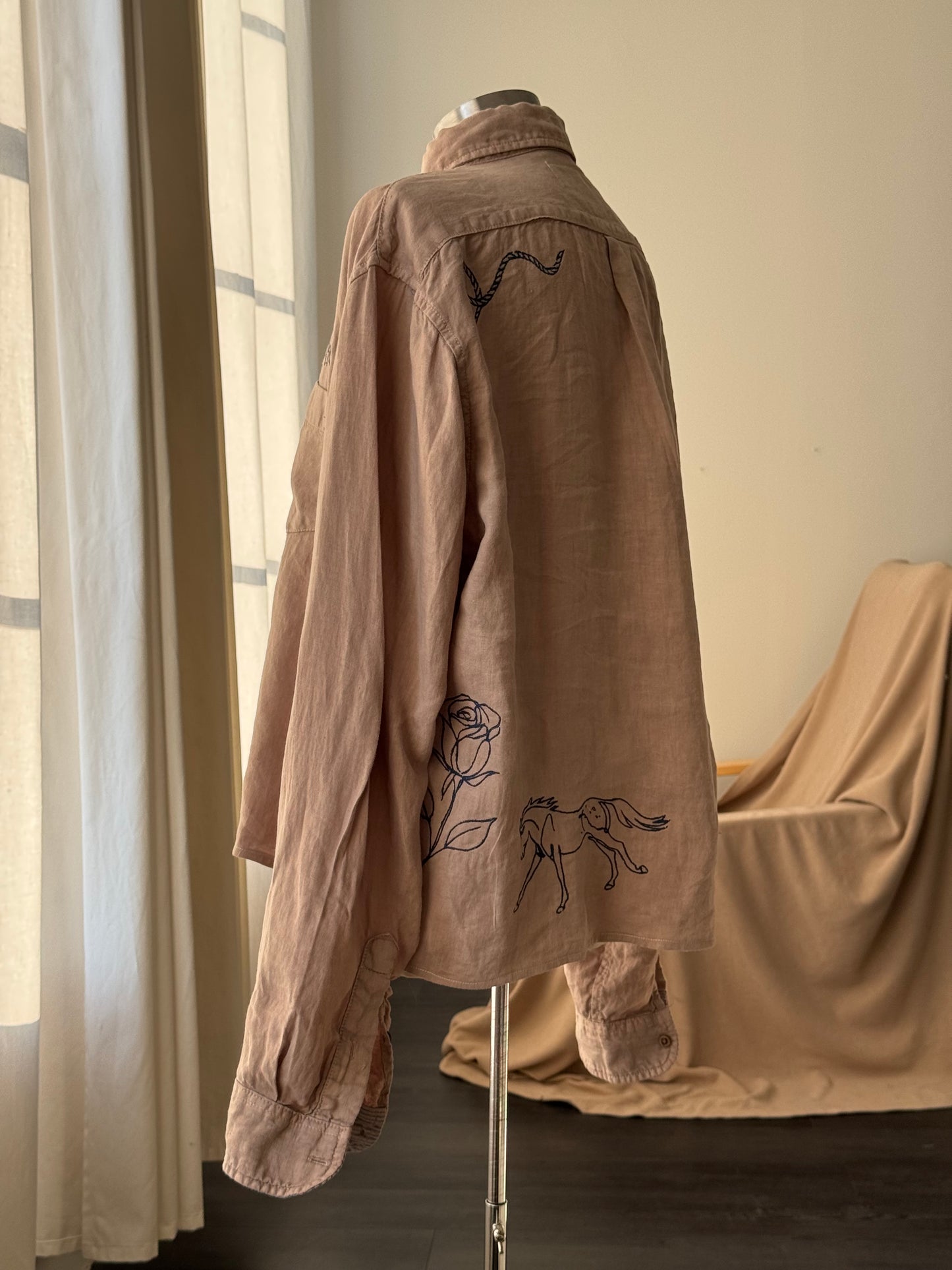 Lawrence Handcrafted Embroidered Cropped Button Down