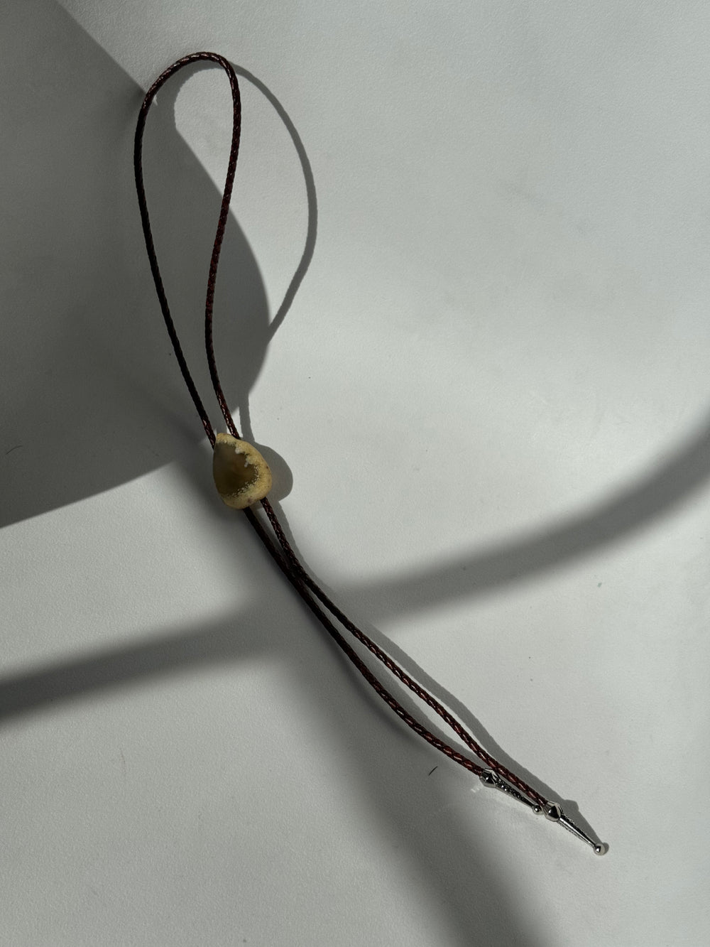 Handmade Agate Genuine Leather Bolo Tie In Latte