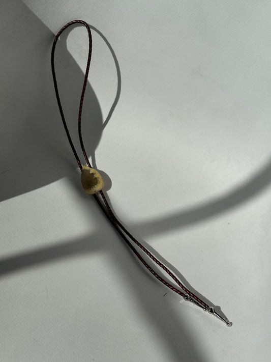 Handmade Agate Genuine Leather Bolo Tie In Latte