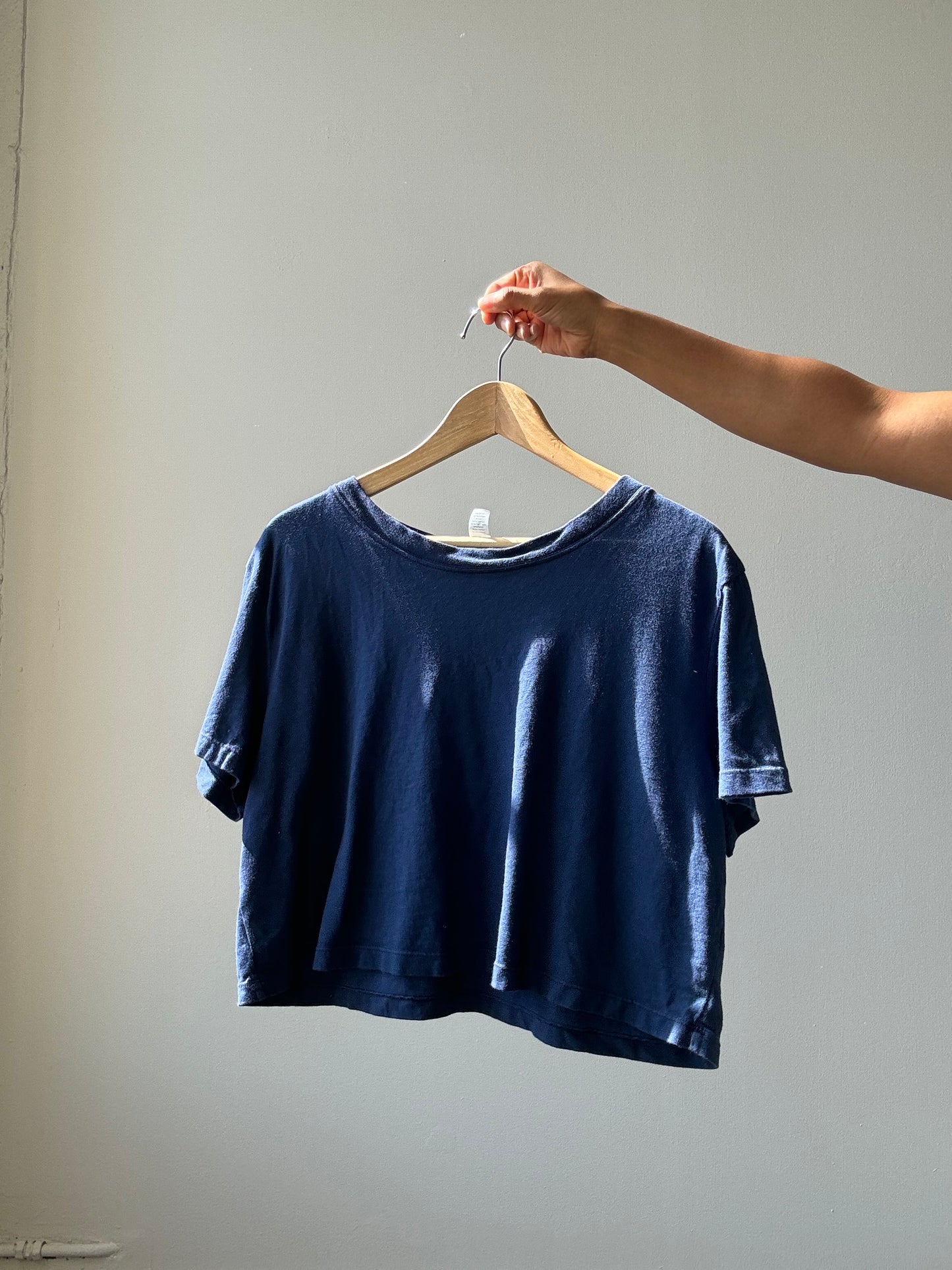 Dylan Classic Cotton Crop Tee In Navy