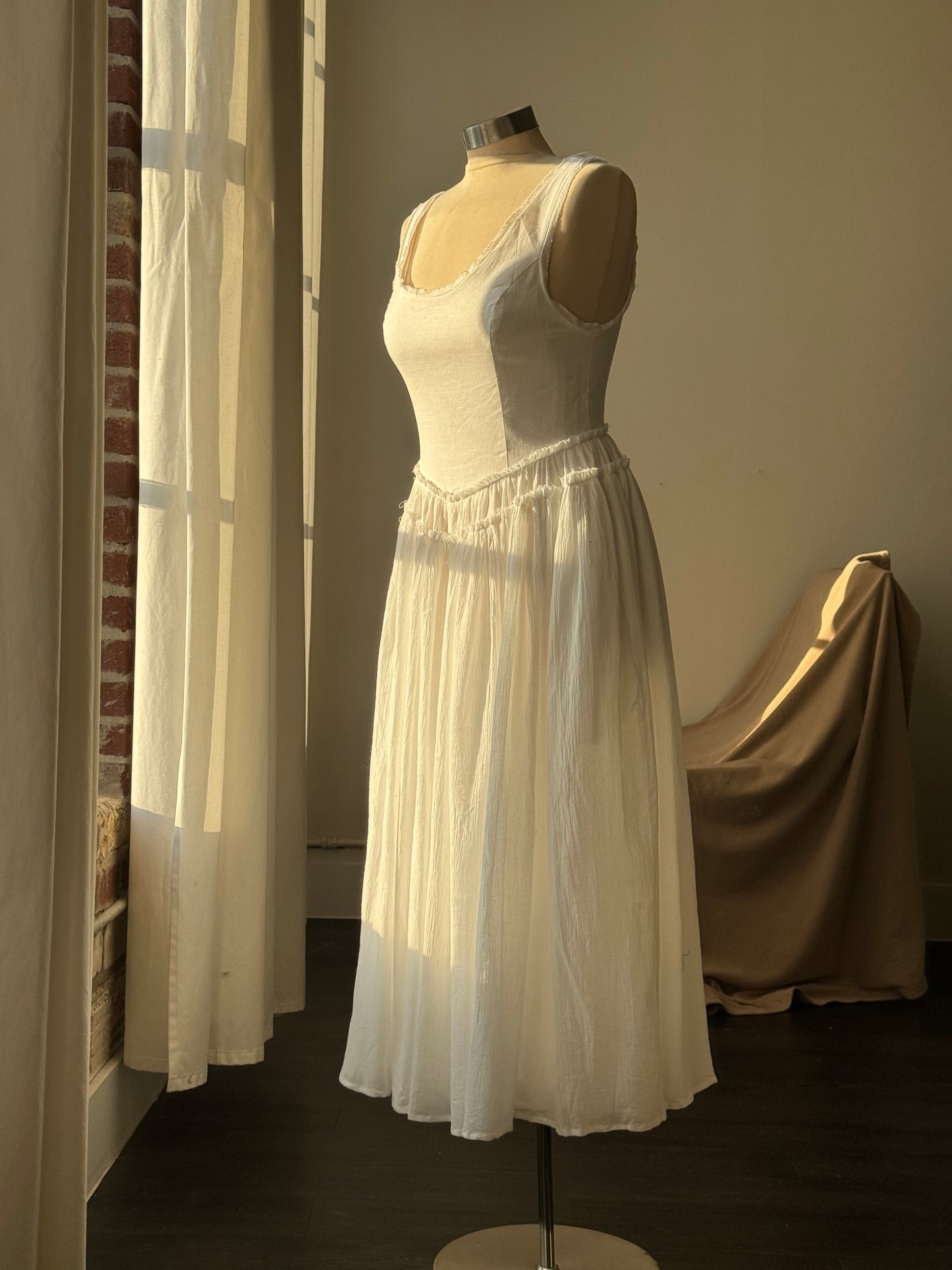 Victoria V Waist Cotton Midi Dress In White