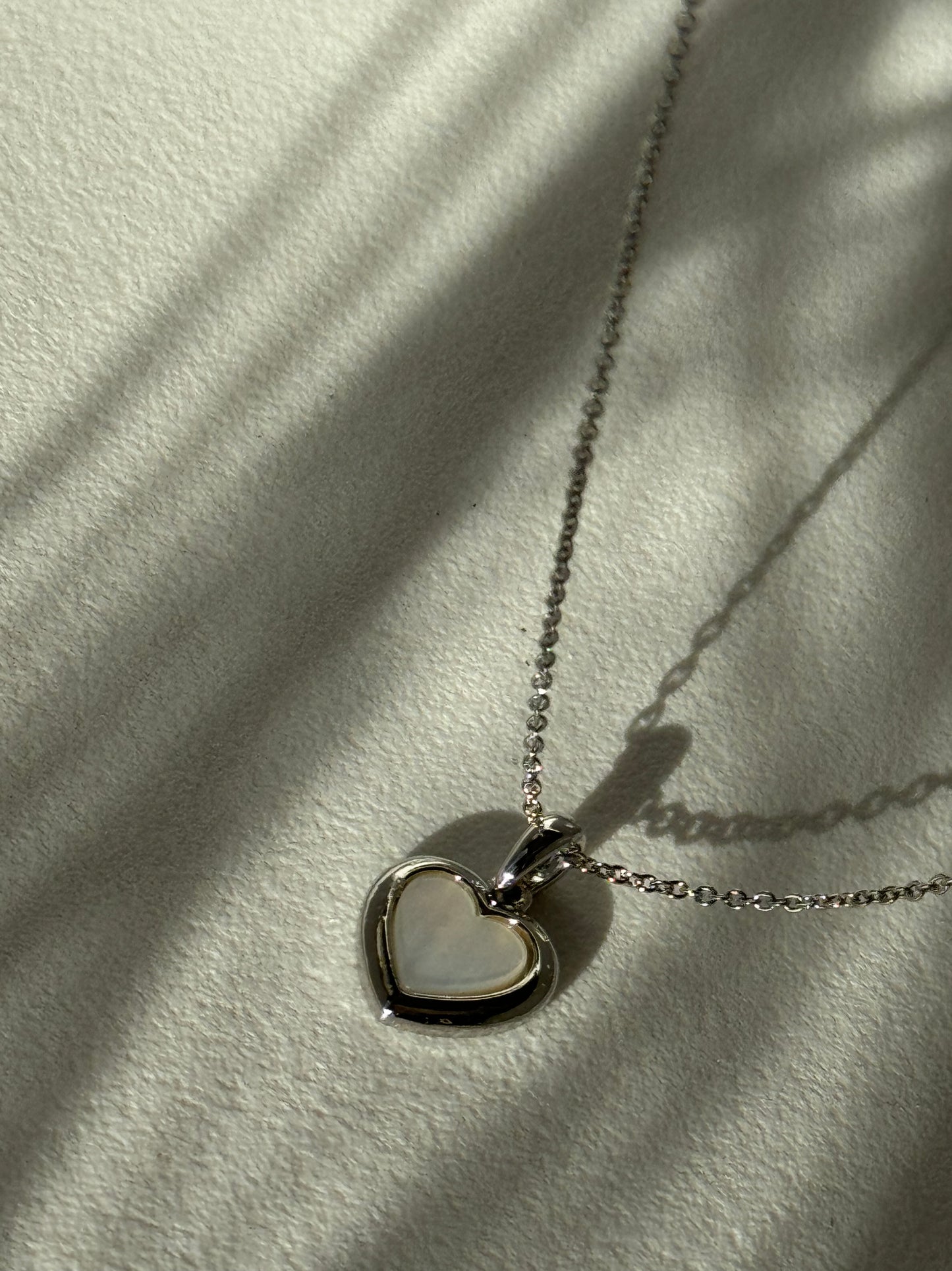 Marble Plated Heart Necklace In Plated Silver