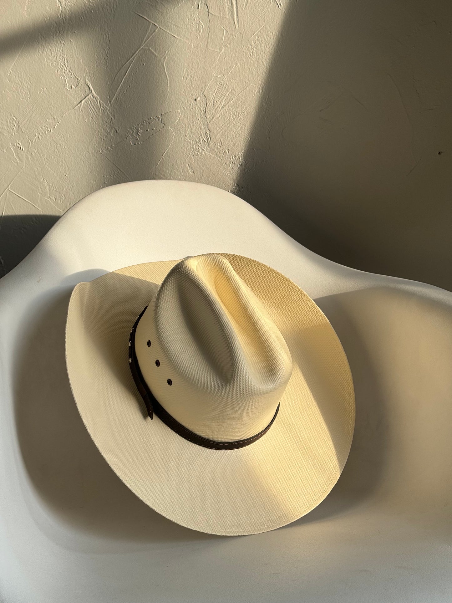 Kori Classic Straw Cowboy Hat W/ Leather Belt & Silver Studs