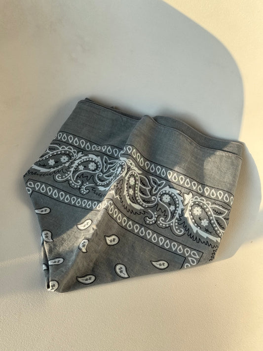 Garret Classic Cotton Bandana In Smoke