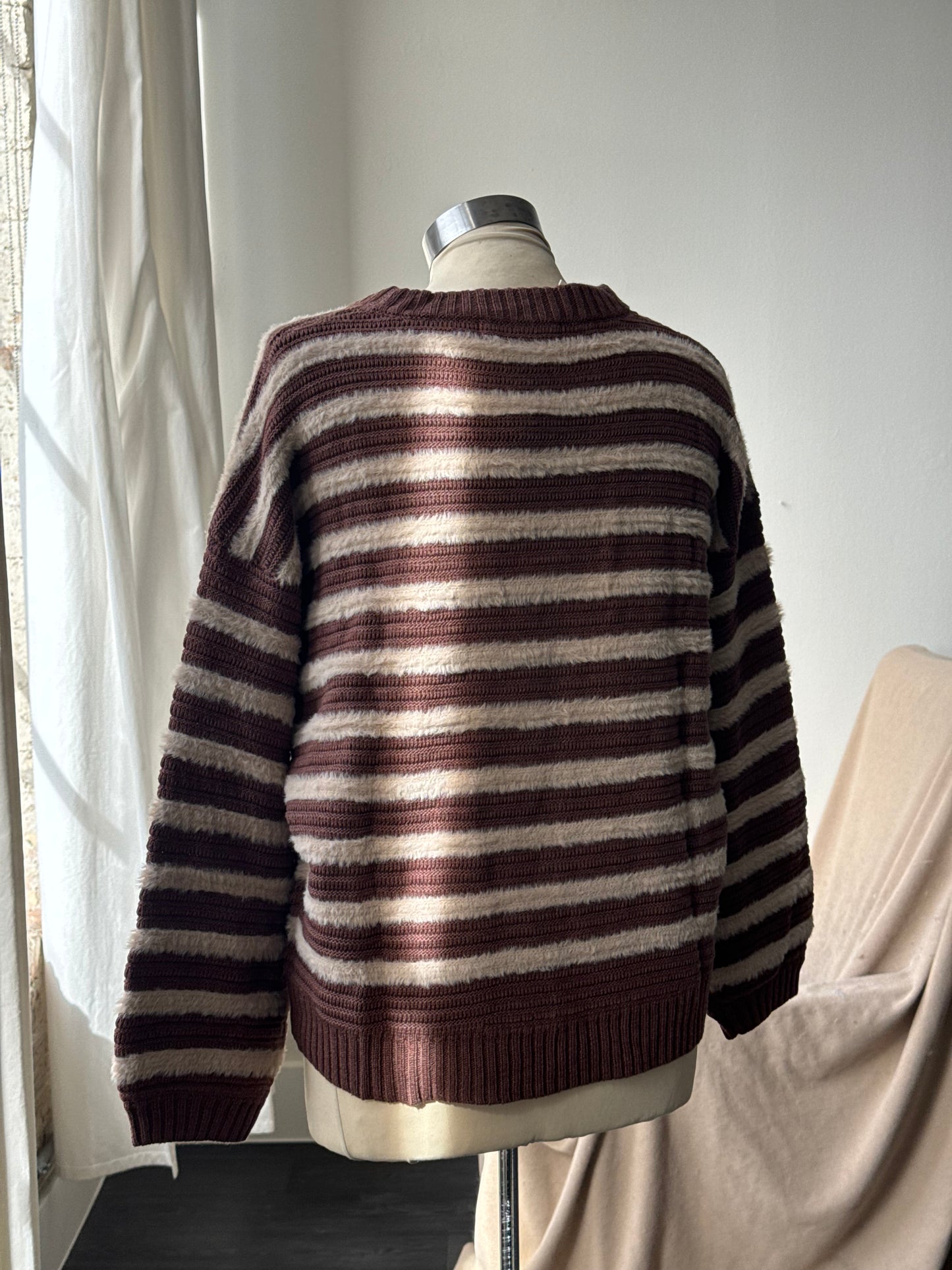 Henry Classic Crew Neck Striped Pullover Sweater In Brown