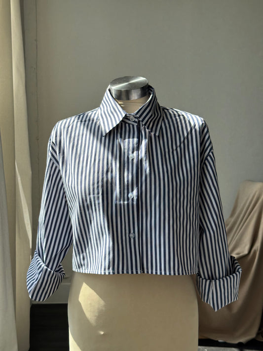 Courtney Cotton Striped Cropped Button Down In Vintage Black